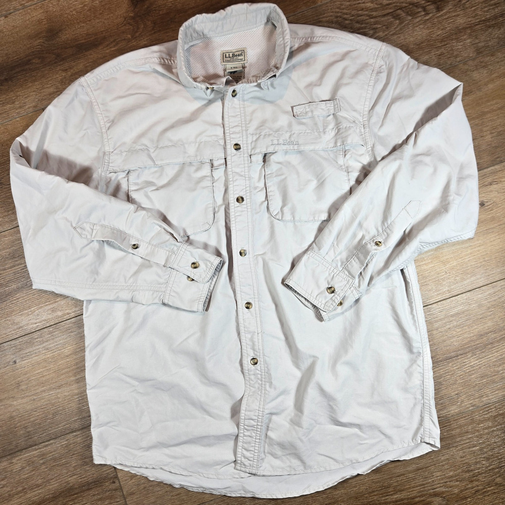 LL Bean Men’s M Beige Vented Fishing Outdoor Shirt Button Front Utility Safari